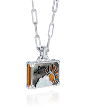 Load image into Gallery viewer, Powder Snow Luggage Necklace